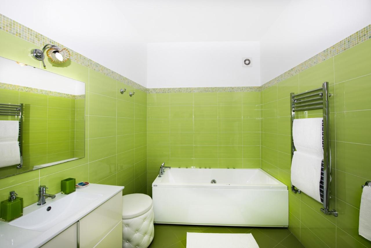 Villa Laura Amazing Breakfast,Private Outdoor Hot Tub, Positano Experience Exterior photo